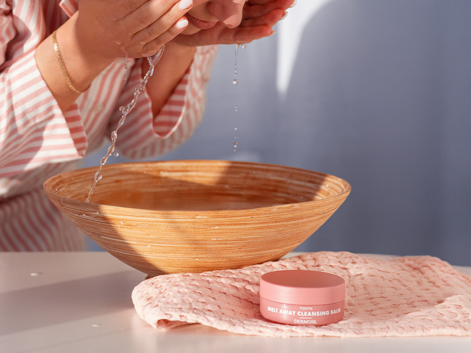 Puhdista iho miedolla putsarilla